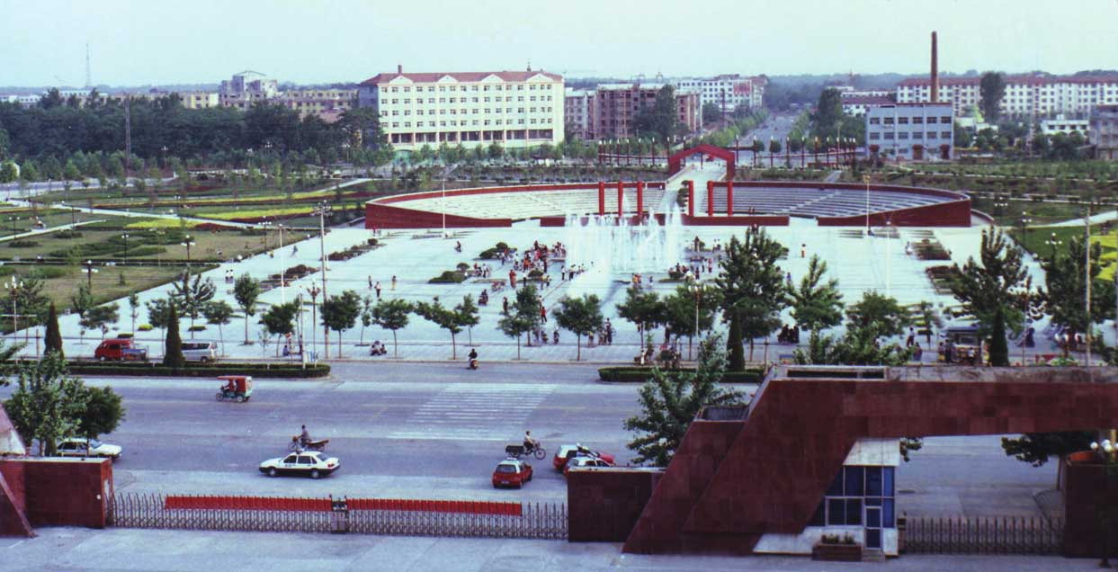 河南永城市市政府广场